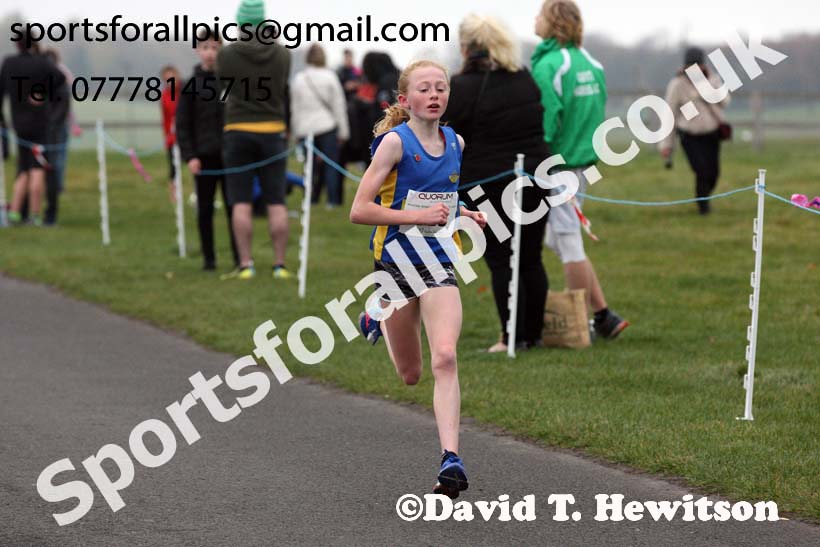 Boys and girls under-15s, Heaton Memorial 10k Road Race, Newcastle Town Moor. Photo:  David T. Hewitson/Sports for All Pics